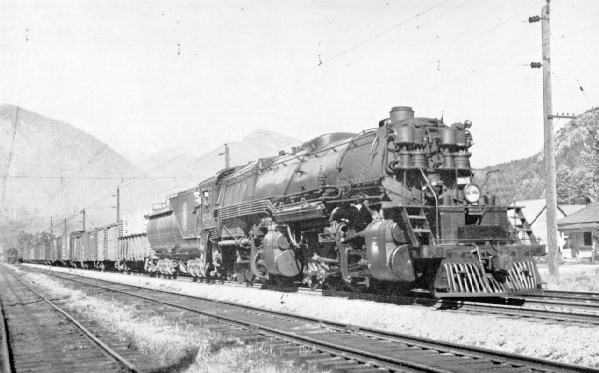 Image result for great northern r-2 steam locomotive